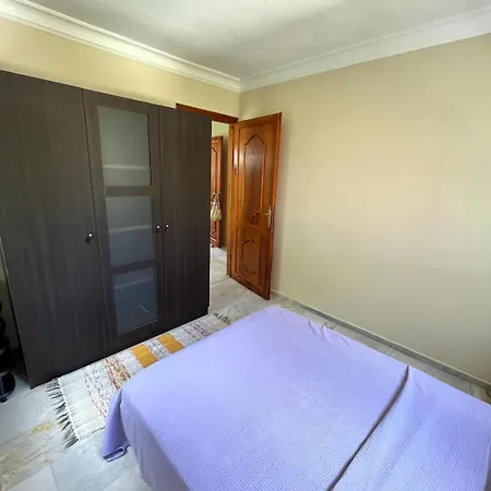 Beachside Garden With Spacious Private Garden In Βίλα